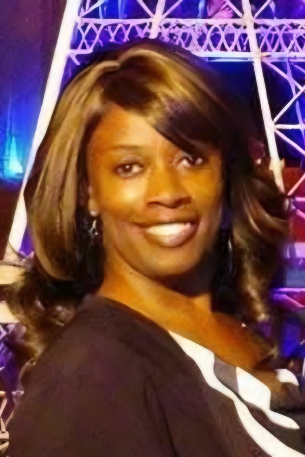 Cruise Brothers Travel Agent Malika Steen